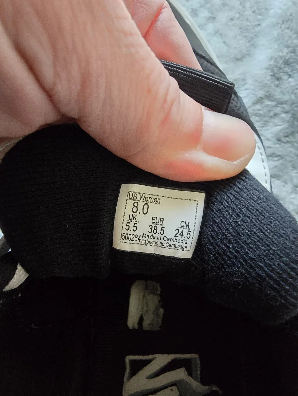 Vans Womens Athletic Shoes Size 8